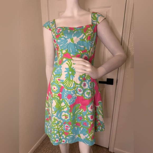 Lilly Pulitzer Floral Sleeveless Dress in Pink and Blue Size 2. - Picture 3 of 14